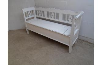 White Antique / Old Pine 2 / 3 Seater Box Settle Image